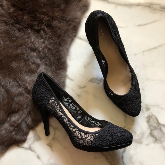 Nine West Shoes - Nine West black lace satin sultry tuxedo heels